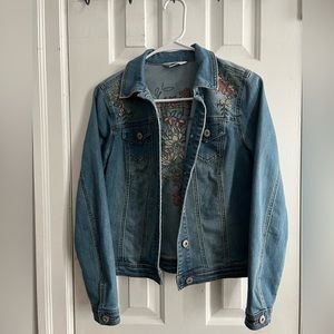 Christopher Banks flower jean jacket.
